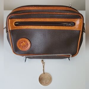 Hunting World Crossbody